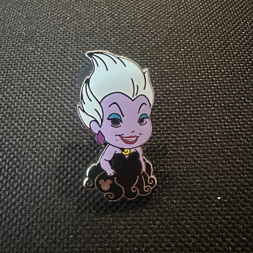 Disney Ursula Pin - Purple and Black